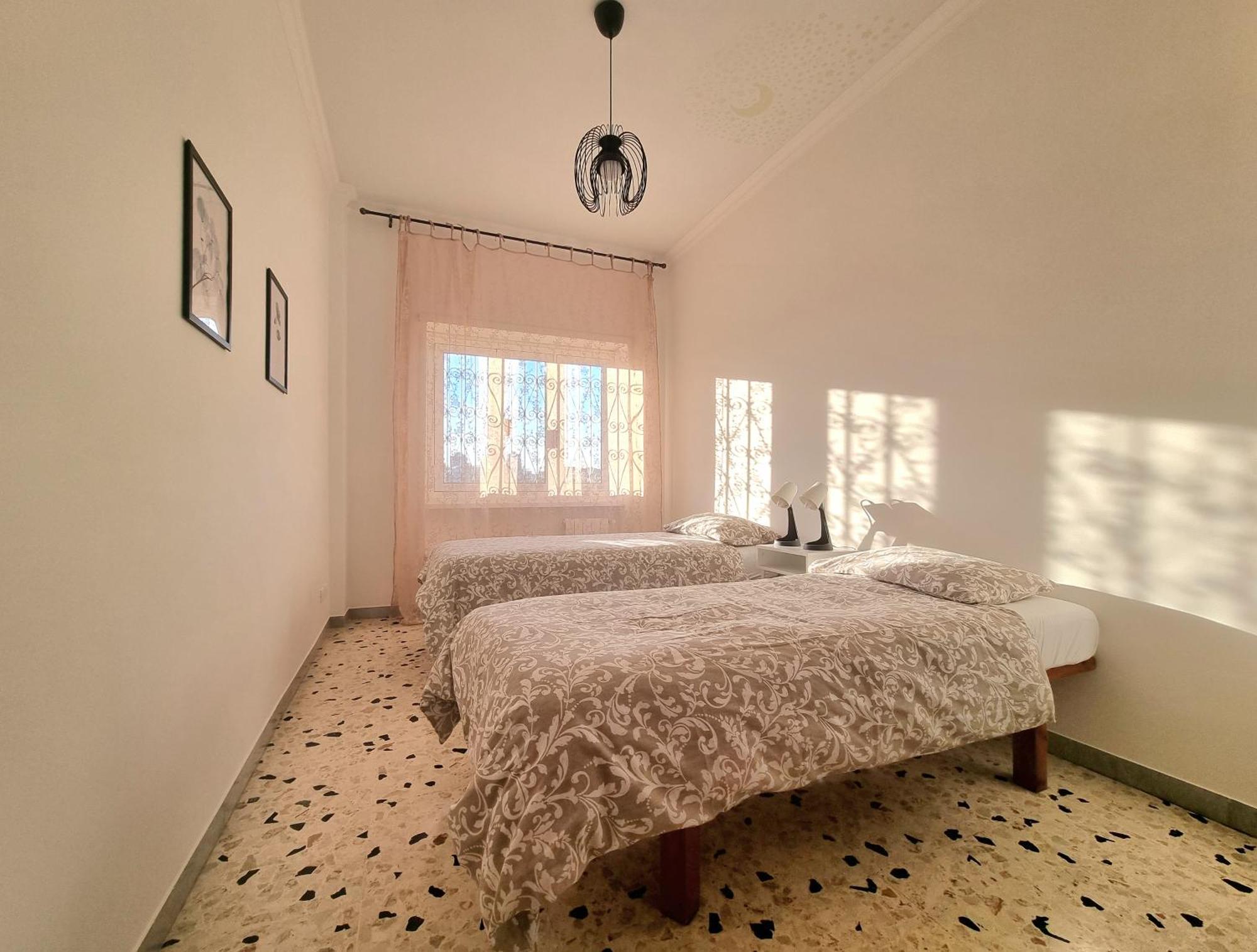 Apartment 15 Minutes From The Center Rom