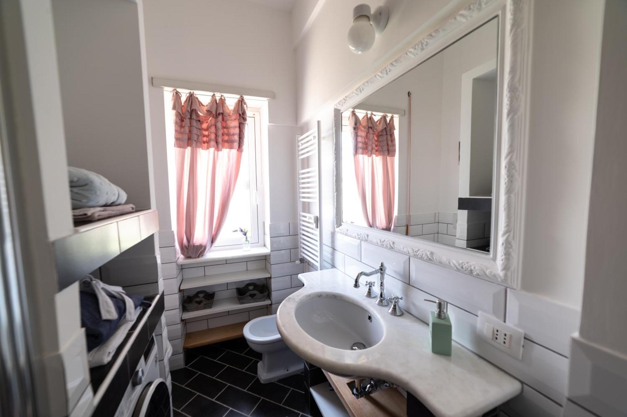 Apartment 15 Minutes From The Center *