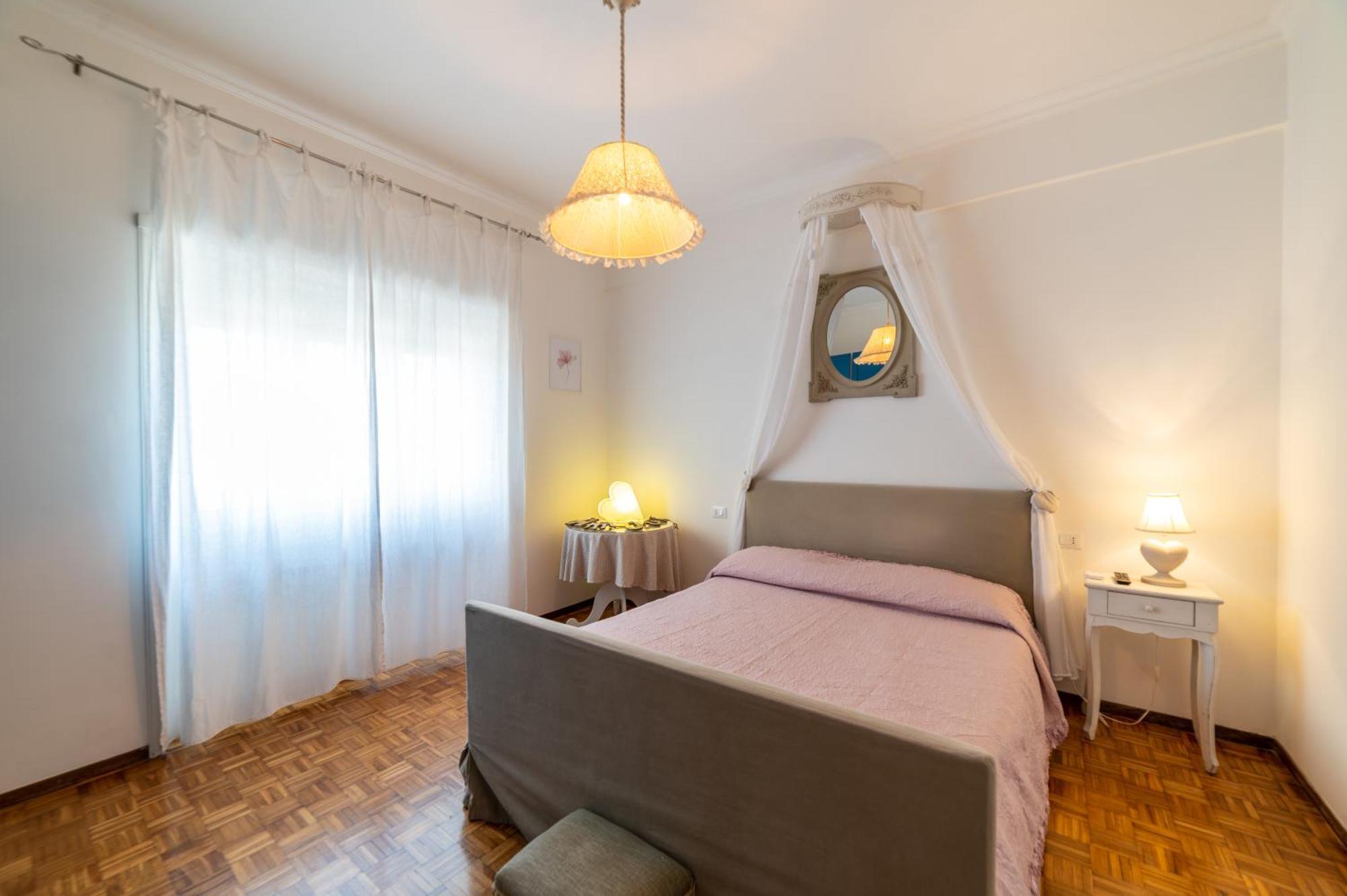 Apartment 15 Minutes From The Center *